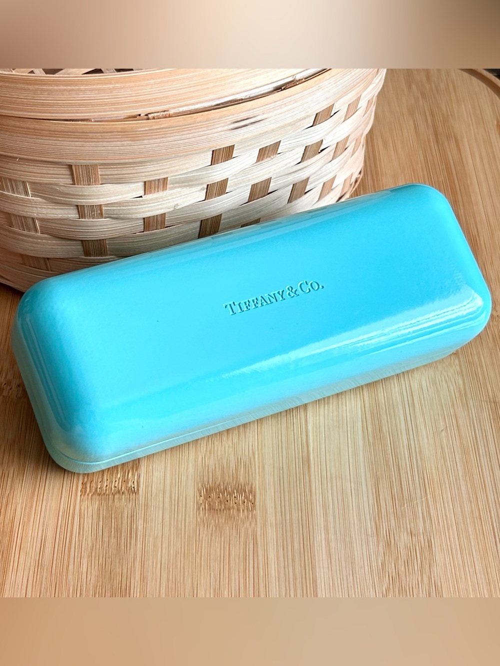 Tiffany blue eyeglass case